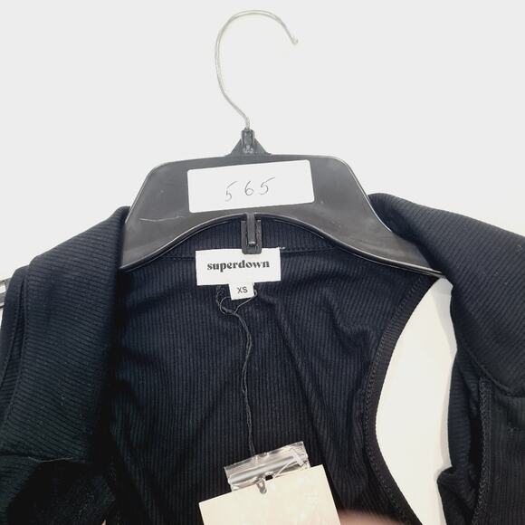 Superdown Rina Ruched Top in Black - Picture 9 of 9